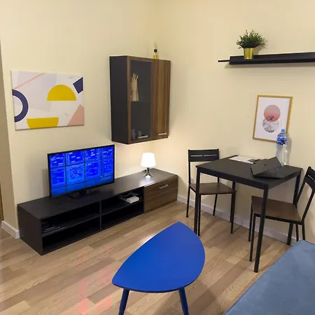 Maly Na Starowce Apartment *